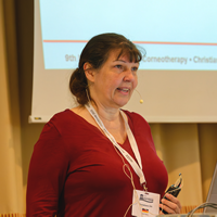 Christiane Uhl